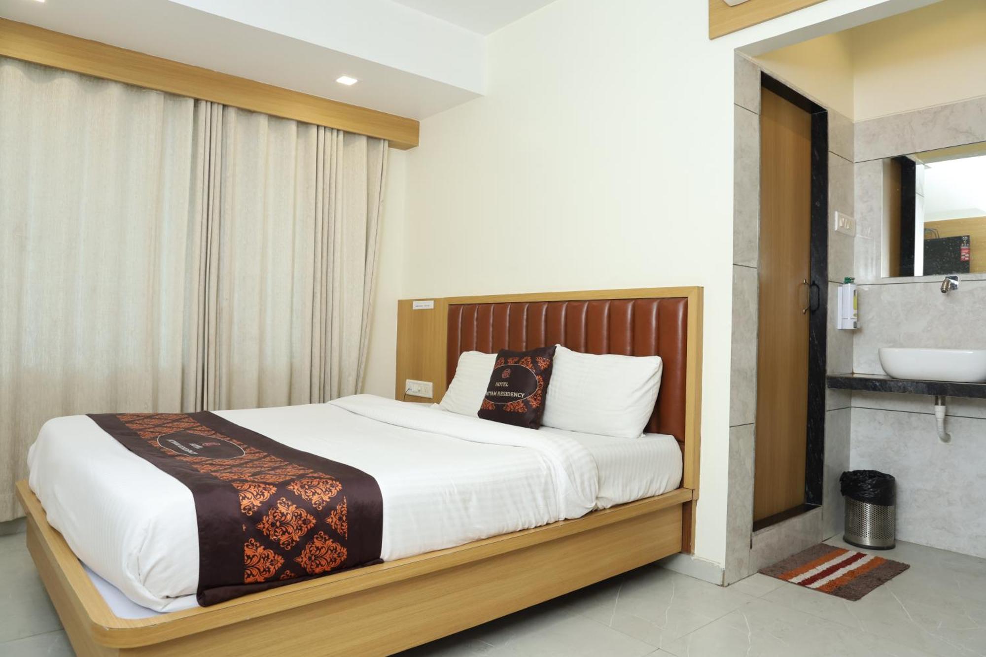 Hotel Satyam Residency Navi Mumbai Zewnętrze zdjęcie